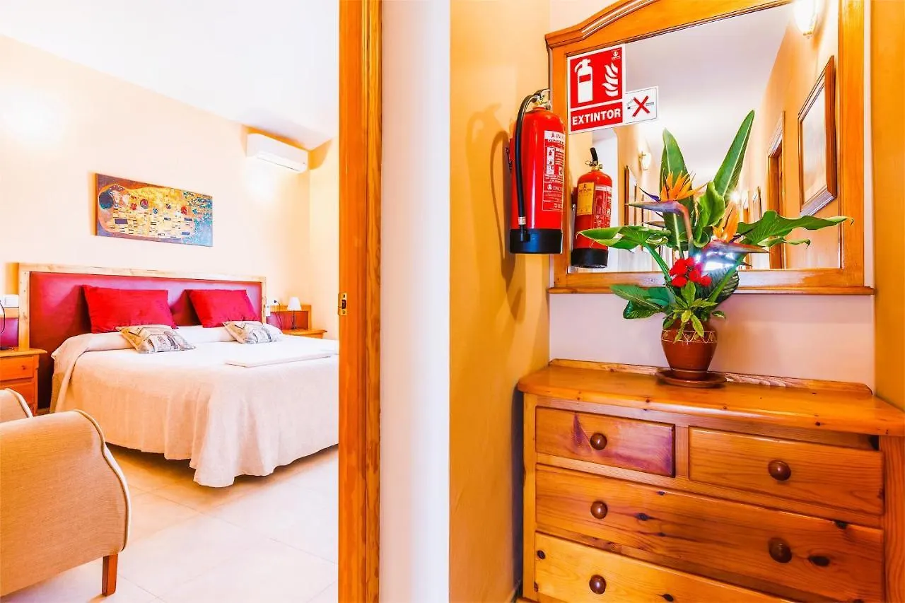 Casa Rural Villamayno Alcaucin 0*,